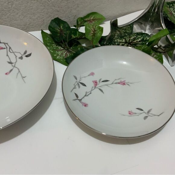 2 Cherry Blossom Fine China 1067 Japan 1 large Bowls 9 1/8"  1 salad bowl 7.5”G6 - Picture 5 of 12